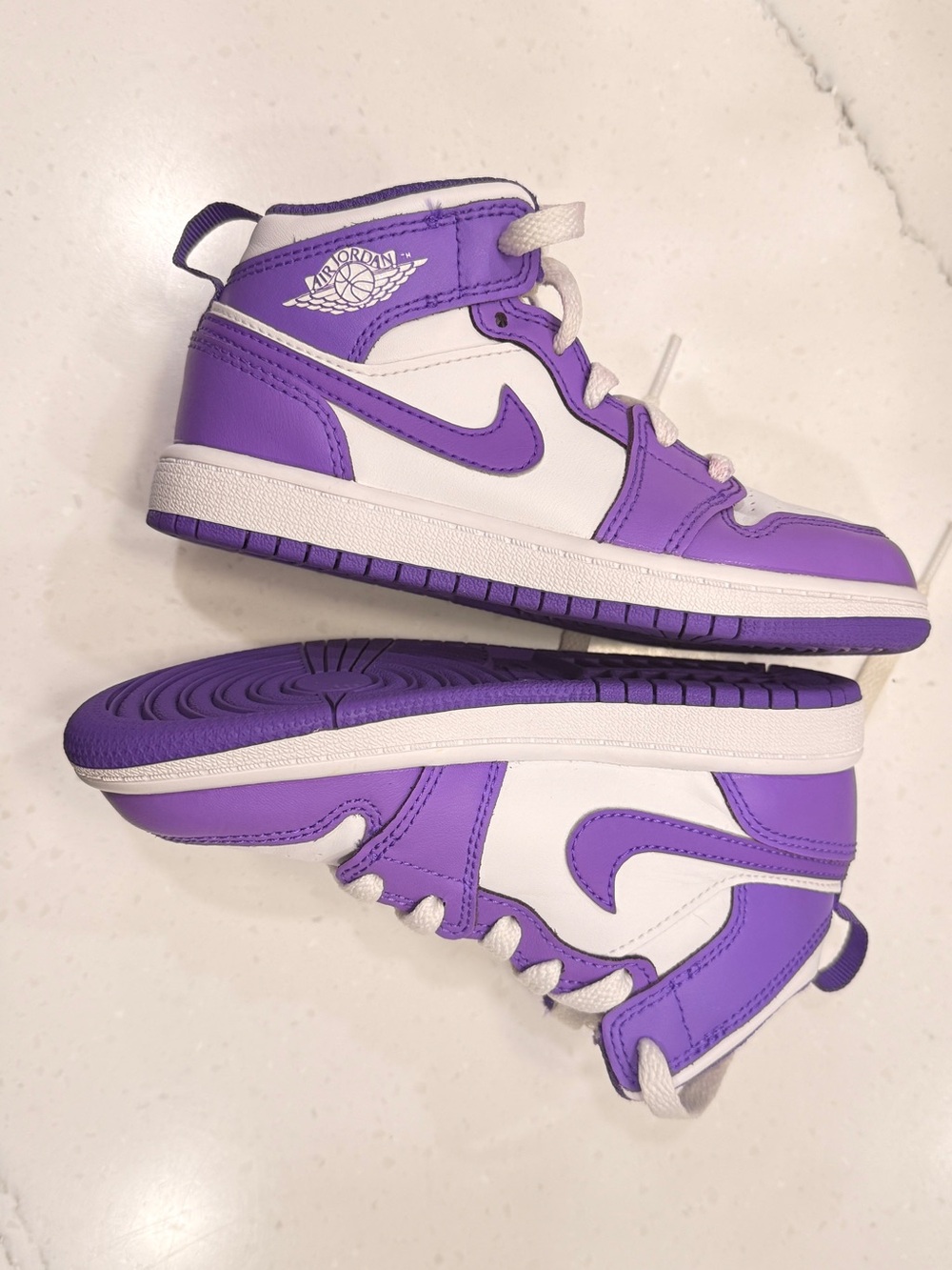 Jordan Kids Purple and White Mid-Top Sneakers “PURPLE VENOM”